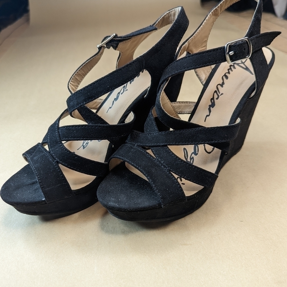 American Rag Women's Shoes Arielle Open Toe 4" wedge heel Casual Platform, Black
